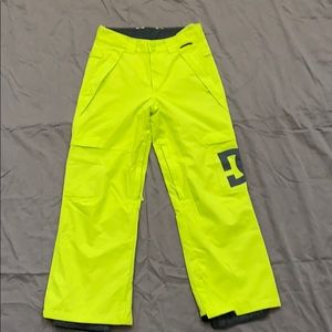 Brand new DC Snowboarding Pants-size L